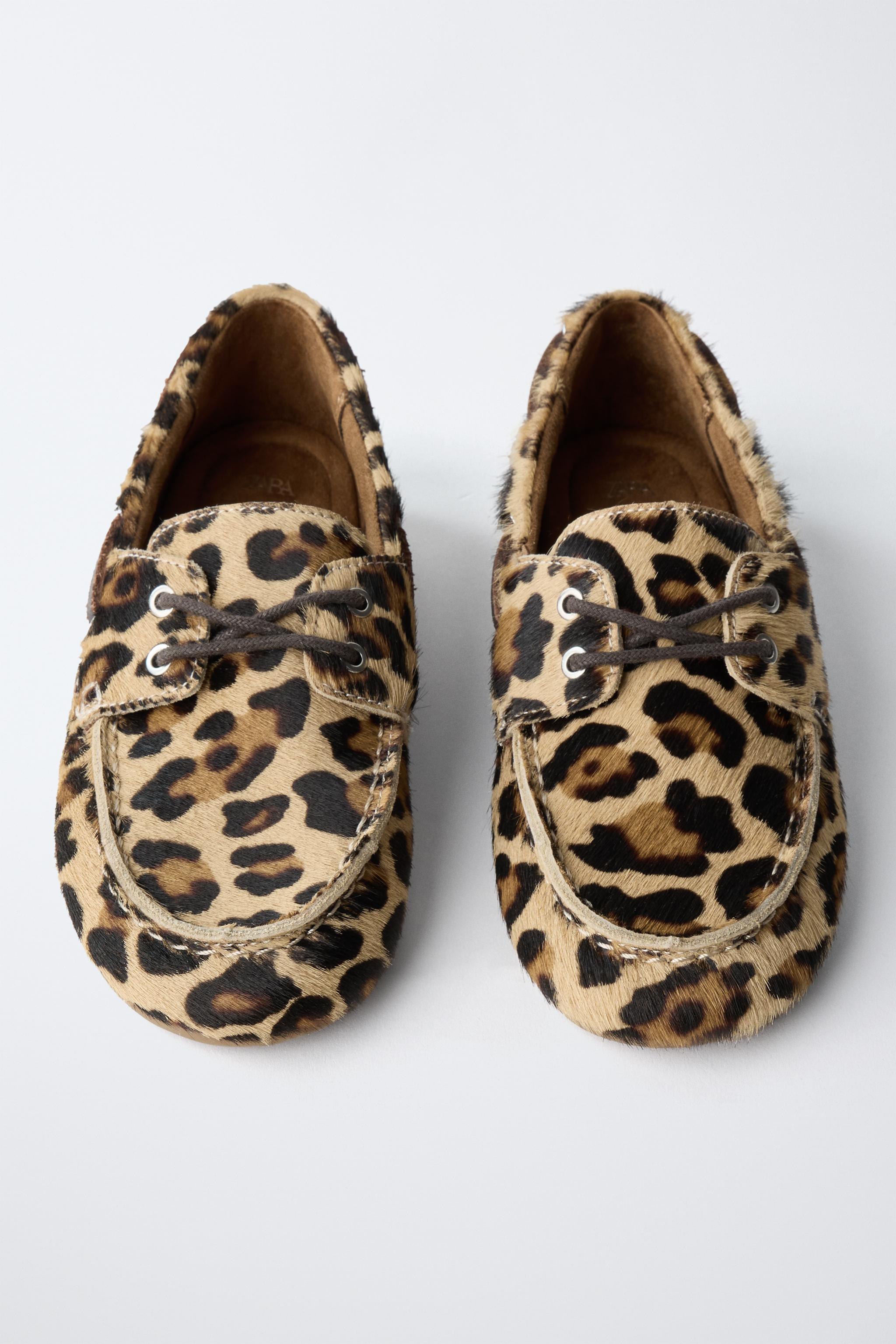 LEOPARD PRINT LEATHER DECK SHOES